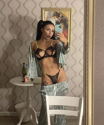 Анкета проститутки Инга - Фото 1, Танковое, 23 года, №2421